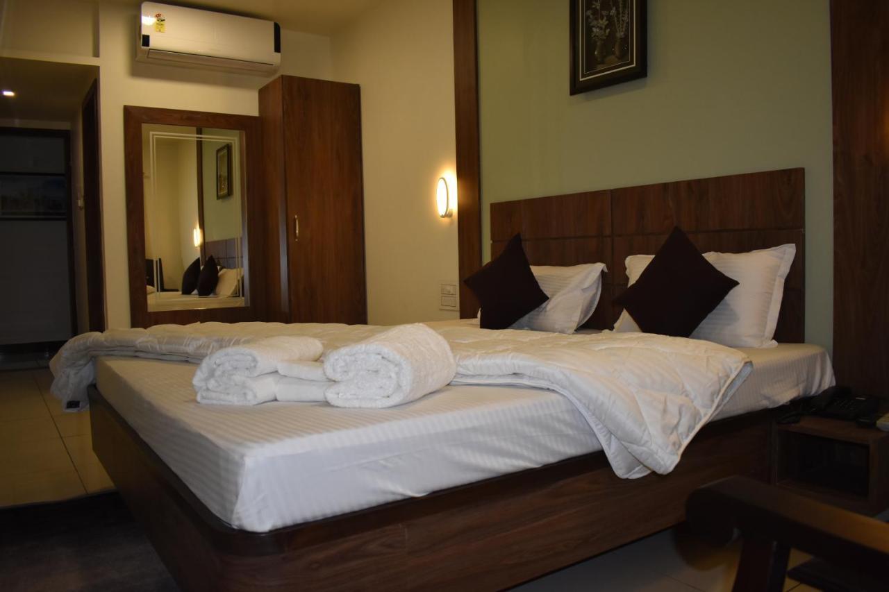 Hotel Shyam Palace 부지 외부 사진